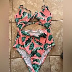 CUPSHE Size S one piece green tropical leaves and pink monokini bathing suit